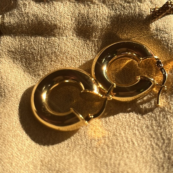 18k Yellow Gold Over Bronze Tube Hoop Earrings - Picture 5 of 7